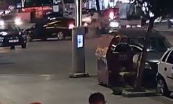 Motosiklet sürücüsü yola savruldu: Kaza anı kamerada