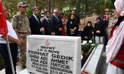 Şehit Başçavuş Ferhat Gedik mezarı başında anıldı