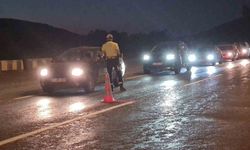 Trafik polislerinden gece denetimi