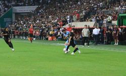 Tredyol Süper Lig: Amed Sportif Faaliyetler: 1 - Trabzonspor: 1 (İlk yarı)