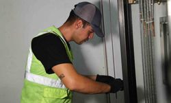 Adana'da asansörler kırmızı alarm veriyor