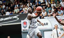Aliağa Petkimspor sezona galibiyetle Karşıyaka mağlubiyetle başladı
