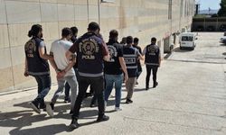 Araç üzerinden havai fişek atan konvoya 900 bin lira ceza