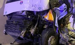 Artvin'de tünel içinde zincirleme kaza: 1 ölü, 2 yaralı