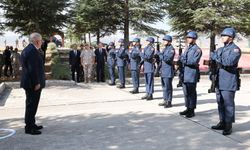 Bakan Güler, 17'nci Hava ve Füze Savunma Üs Komutanlığı'nı ziyaret etti