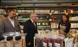 Bakan Güler, İstanbul'da esnaf ziyareti gerçekleştirdi
