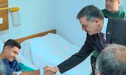 Bakan Tekin ve Bakan Çiftçi yaralı öğrencileri ziyaret etti