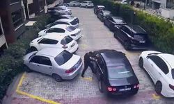 Beylikdüzü'nde sitede park yeri nedeniyle silahlı kavga çıktı, o anlar kamerada