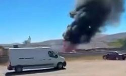 Boş tankeri alevler sardı, dumanı gökyüzünü kapladı