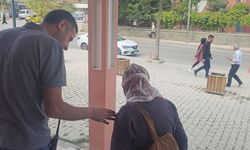Elazığ'da dilencilere zabıta operasyonu: Bahaneleri pes dedirtti