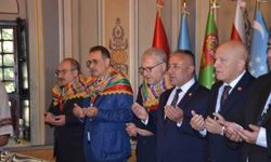 Ertuğrul Gazi'yi Anma ve Yörük Şenlikleri'nin son günü türbe ziyareti ile başladı