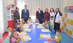 Esenyurt Belediye Başkan Vekili Can Aksoy okulların ilk gününde öğrencileri yalnız bırakmadı