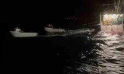 Fırtınayla sürüklenen balıkçı teknesine yardım yine balıkçıdan geldi