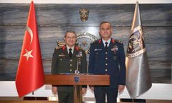Genelkurmay Başkanı Orgeneral Bayraktaroğlu, Hava Kuvvetleri Komutanı Orgeneral Dalkıran ile görüştü