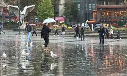 İstanbul'da sağanak yağış devam ediyor