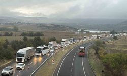 Kemikli rampalarındaki yol çalışması trafiği tek yönlü durma noktasına getirdi
