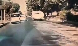 Makas atarken kayan otomobil kazaya davetiye çıkardı