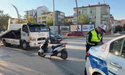 Plakasız motosiklete bindi, 46 bin lira ceza yiyip motor ve ehliyetinden oldu
