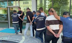 Samsun'da takip ettikleri taksinin içindeki müşteriyi darp eden 4 kişi gözaltına