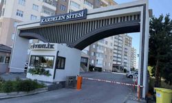 Site sakinleri Palandöken Kaymakamı'na sahip çıktı: 'Kaymakama itibar suikastı yapılıyor'