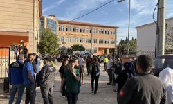 Turgutlu'daki saldırıda görgü tanıkları: 'Elinde tüfek vardı müdahale edemezdik'