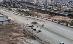 Yapımı bir türlü tamamlanmayan bulvar mahalleliyi isyan ettirdi