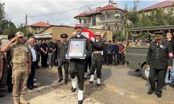 Yüksekova'nın şehidi gözyaşları arasında toprağa verildi