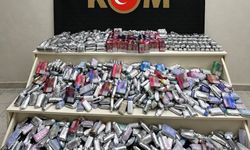 Mardiin’de bir araçta yapılan aramada 1.375 adet elektronik nargile ele geçirildi