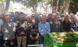 Ailesinin yanında katledilen genç kız son yolculuğuna uğurlandı