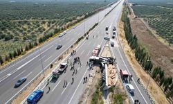 Akhisar'da 11 kişinin öldüğü kazada 2 sürücü tutuklandı