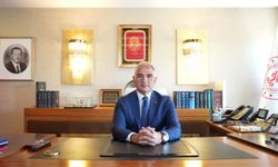 Bakan Ersoy duyurdu: Troya'da 160 yılı aşkın kazı tarihinin ilk müzik aleti bulundu