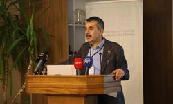 Bakan Tekin: 'Farklılıklarımızla birlikte birbirimizi seversek milli birliğimiz güçlenir'