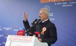 Bakan Uraloğlu müjdeyi verdi: Erzincan-Erzurum-Kars hızlı tren hattı geliyor