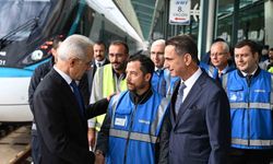 Bakan Uraloğlu: 'Saatte 225 kilometre hızla hizmet verecek olan trenimizle saatte 250 kilometre hızı Ankara-Kırıkkale arasında denedik'