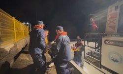Bozcaada'da trafik kazası geçiren yaralının tıbbi tahliyesi Sahil Güvenlik ekiplerince gerçekleştirildi