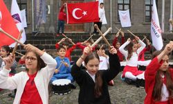 Cumhuriyet coşkusu Diyarbakır'ın tarihi surlarında yankılandı