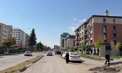 Depremin izlerini taşıyan cadde ve sokaklar yeniden hayat buldu
