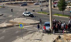 Diyarbakır'da iki araç çarpıştı: 3 yaralı