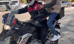 Elazığ'da sınava geç kalan adayları polis ekipleri yetiştirdi