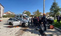 Karaman'da otomobil ile cip çarpıştı: 3 yaralı