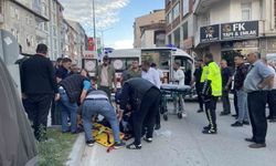 Otomobilin çarptığı kadın ağır yaralandı