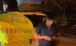 Polisin üzerine araç sürerek kaçtı, 'dava açarım' diyerek tehdit etti