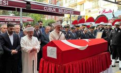 Silahlı saldırıda şehit olan polis son yolculuğuna uğurlandı