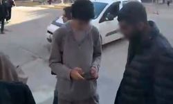 Tespih sattığını iddia ederek öğrenciden para talep eden şahıs kamerada