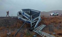 Van Başkale yolunda feci kaza: 12 yaralı