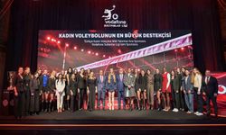 Vodafone, Türk kadın voleyboluna desteğini 3 yıl daha sürdürecek