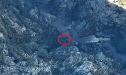 Yazılı Kanyon'da mahsur kalıp kurtarılan 3 gönüllünün tespit edilme anı dron kamerasına yansıdı