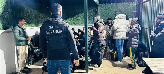 İzmir'de 21 düzensiz göçmen yakalandı