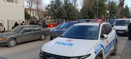 İnegöl'de bıçaklı kavga: 1 yaralı