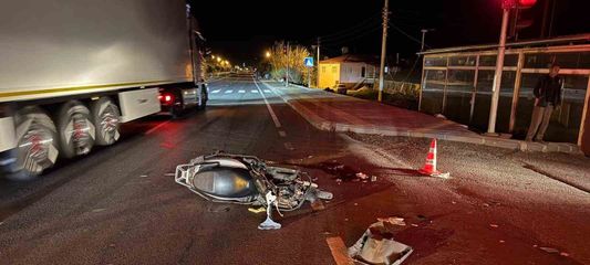 Mersin'de kamyonet ile motosiklet çarpıştı: 1 ölü